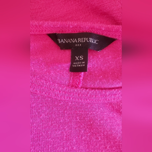 💚5/$25 Banana Republic Pink Women's Knit Tee Top Size XS - Picture 7 of 7